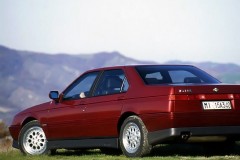 Alfa Romeo 164 Sedans 1993 - 1998 foto 12