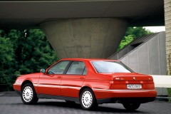 Alfa Romeo 164 Sedans 1993 - 1998 foto 8