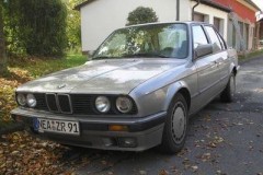 BMW 3 sērija E30 Sedans 1983 - 1991 foto 5