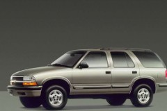 Chevrolet Blazer 1998 - 2005 foto 1