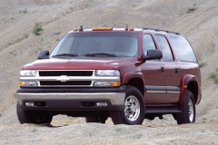 Chevrolet Suburban 2000 - 2006 foto 1