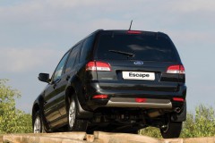 Ford Escape 2008 - 2012 foto 2