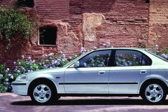 Honda Civic Sedans 1996 - 2001 foto 2