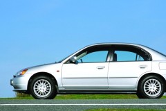 Honda Civic Sedans 2001 - 2005 foto 1
