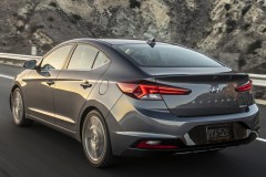 Hyundai Elantra Sedans 2018 - foto 6