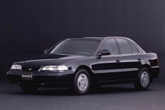 Hyundai Sonata Sedans 1993 - 1996 foto 2