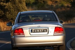 Hyundai Sonata Sedans 2001 - 2005 foto 2
