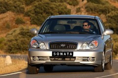 Hyundai Sonata Sedans 2001 - 2005 foto 4