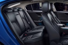 Jaguar XE Sedans 2020 - 2024 foto 4