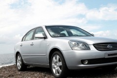 Kia Optima Sedans 2005 - 2010 foto 2