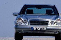 Mercedes E klase W210 Sedans 1995 - 1999 foto 10