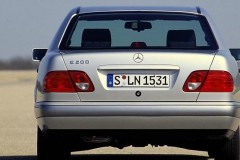 Mercedes E klase W210 Sedans 1995 - 1999 foto 11