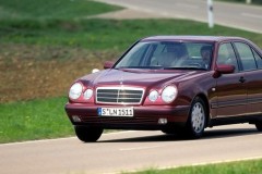 Mercedes E klase W210 Sedans 1995 - 1999 foto 12