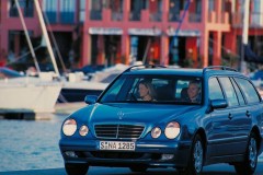 Mercedes E klase S210 Univers�ls 1999 - 2002 foto 9