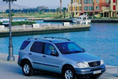 Mercedes ML 1998 - 2001 foto 1