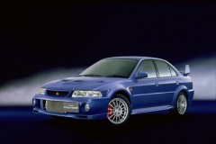 Mitsubishi Lancer Evolution Sedans 1999 - 2001 foto 1