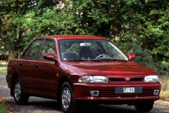 Mitsubishi Lancer Sedans 1994 - 1996 foto 1