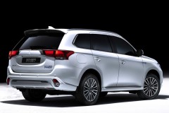 Mitsubishi Outlander 2018 - 2021 foto 6