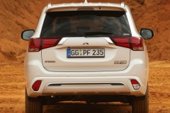 Mitsubishi Outlander 2018 - 2021 foto 7