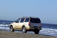 Nissan Pathfinder 3 2005 - 2010 foto 9