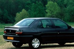 Peugeot 306 Sedans 1999 - 2001 foto 1
