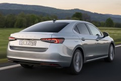Skoda Superb He�beks 2024 - foto 6