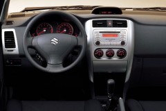 Suzuki Liana Sedans 2001 - 2004 foto 2