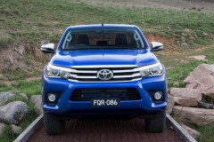 Toyota Hilux 8 2015 - 2017 foto 6