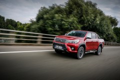 Toyota Hilux 8 2017 - 2020 foto 1