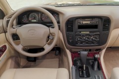 Toyota Land Cruiser 100 1998 - 2002 foto 3