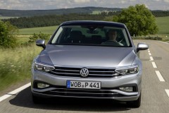 Volkswagen Passat Sedans 2019 - foto 2
