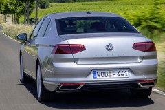 Volkswagen Passat Sedans 2019 - foto 8
