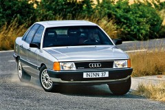 Audi 100 Sedans 1982 - 1988 foto 4