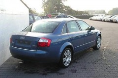 Audi A4 Sedans 2001 - 2004 foto 3