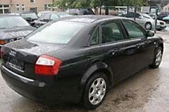 Audi A4 Sedans 2001 - 2004 foto 10