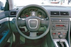 Audi A4 Sedans 2004 - 2007 foto 1