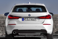 BMW 1 sērija F40 He�beks 2019 - foto 12