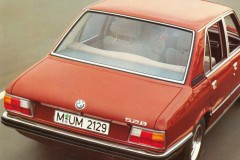 BMW 5 sērija E12 Sedans 1974 - 1981 foto 5