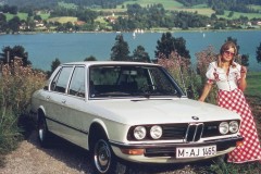 BMW 5 sērija E12 Sedans 1974 - 1981 foto 6