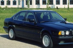 BMW 5 sērija E34 Sedans 1988 - 1995 foto 7