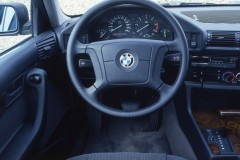 BMW 5 sērija E34 Sedans 1988 - 1995 foto 1