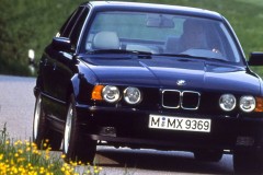 BMW 5 sērija E34 Sedans 1988 - 1995 foto 2
