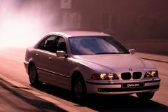 BMW 5 sērija E39 Sedans 1995 - 2000 foto 4