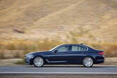 BMW 5 sērija G30 Sedans 2016 - 2020 foto 7