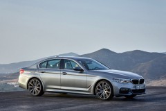 BMW 5 sērija G30 Sedans 2016 - 2020 foto 8
