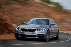 BMW 5 sērija G30 Sedans 2016 - 2020 foto 9