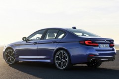 BMW 5 sērija G30 Sedans 2020 - foto 2