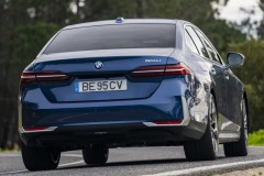 BMW 5 sērija G60 Sedans 2023 - foto 3
