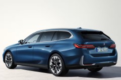 BMW 5 sērija G61 Univers�ls 2024 - foto 5