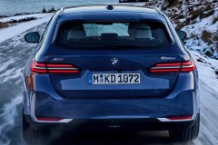 BMW 5 sērija G61 Univers�ls 2024 - foto 7